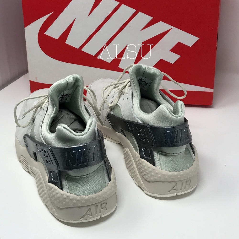 Nike Huarache Run PRM Light Bone Sail M AUTHENTIC - Picture 2 of 7